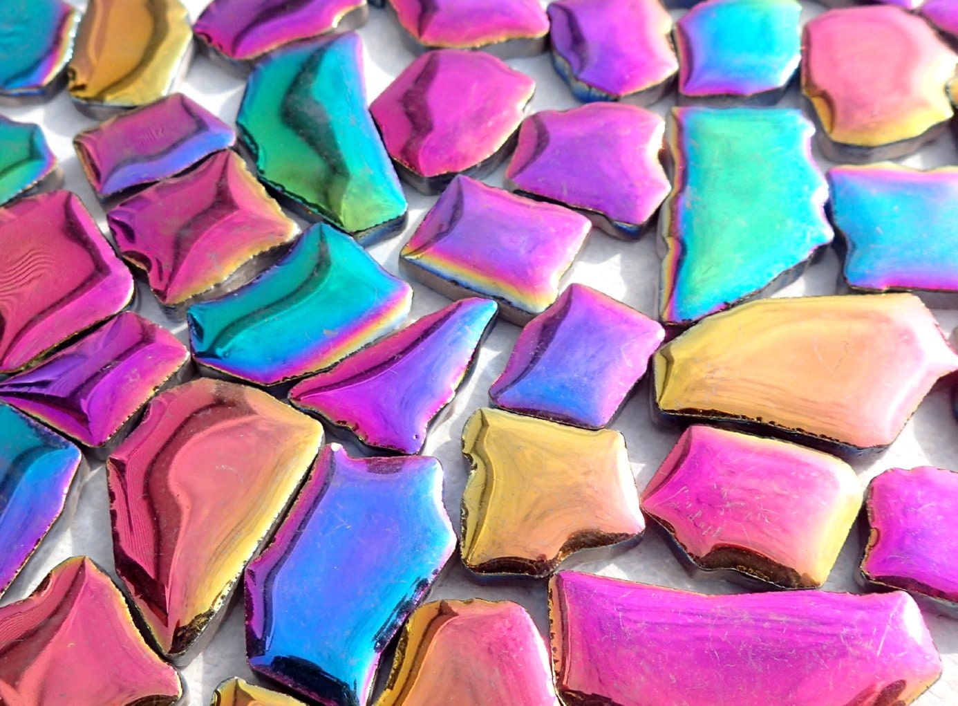 Colorful Metallic Mosaic Ceramic Tiles - Random Shapes in Mixed Colors - 100g - Assorted Sizes Jigsaw Pieces