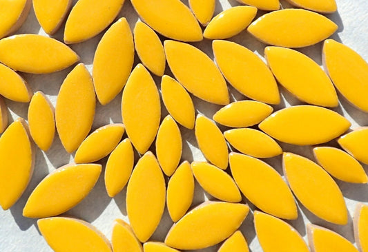 Lemon Yellow Petals Mosaic Tiles - 50g Ceramic Leaves in Mix of 2 Sizes 1/2" and 3/4"