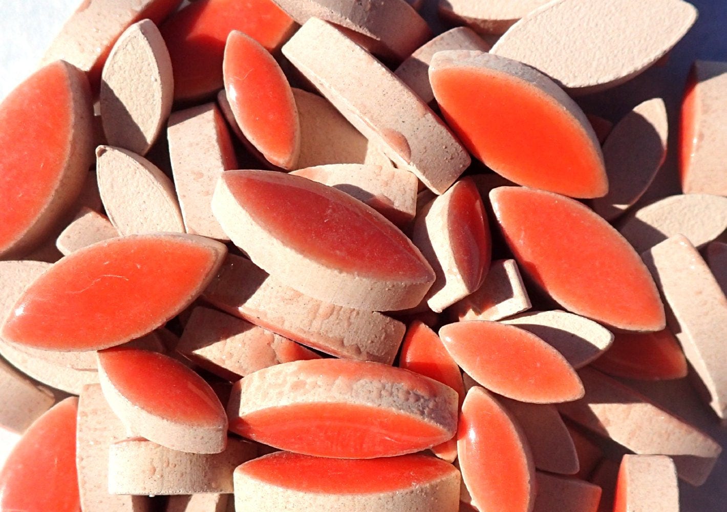 Salmon Orange Pink Petals Mosaic Tiles - 50g Ceramic Leaves in Mix of 2 Sizes 1/2" and 3/4"