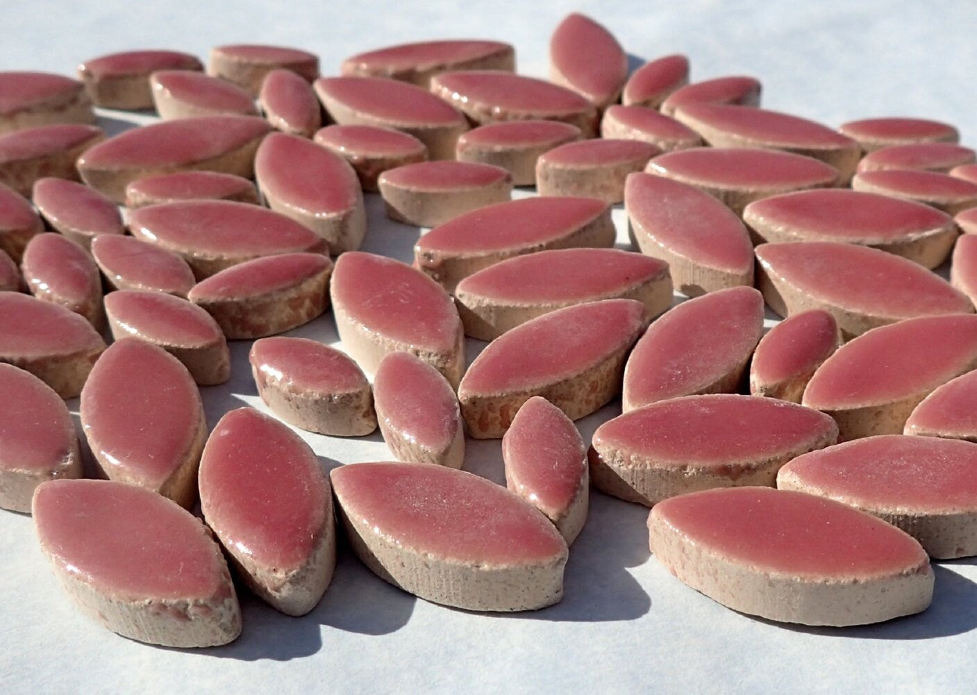 Dusty Rose Petals Mosaic Tiles - 50g Ceramic Leaves in Mix of 2 Sizes 1/2" and 3/4" - Deep Pink