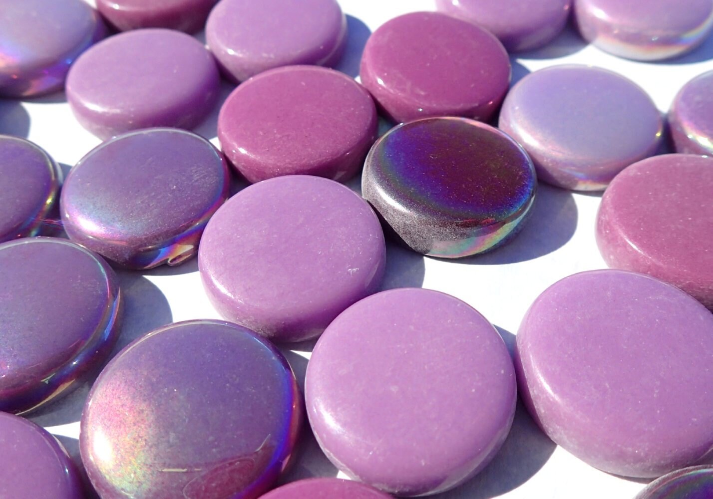 Berry Mix Glass Drops Mosaic Tiles - 100 grams - 20mm Mix of Gloss and Iridescent Glass Gems - Approx 20 Tiles