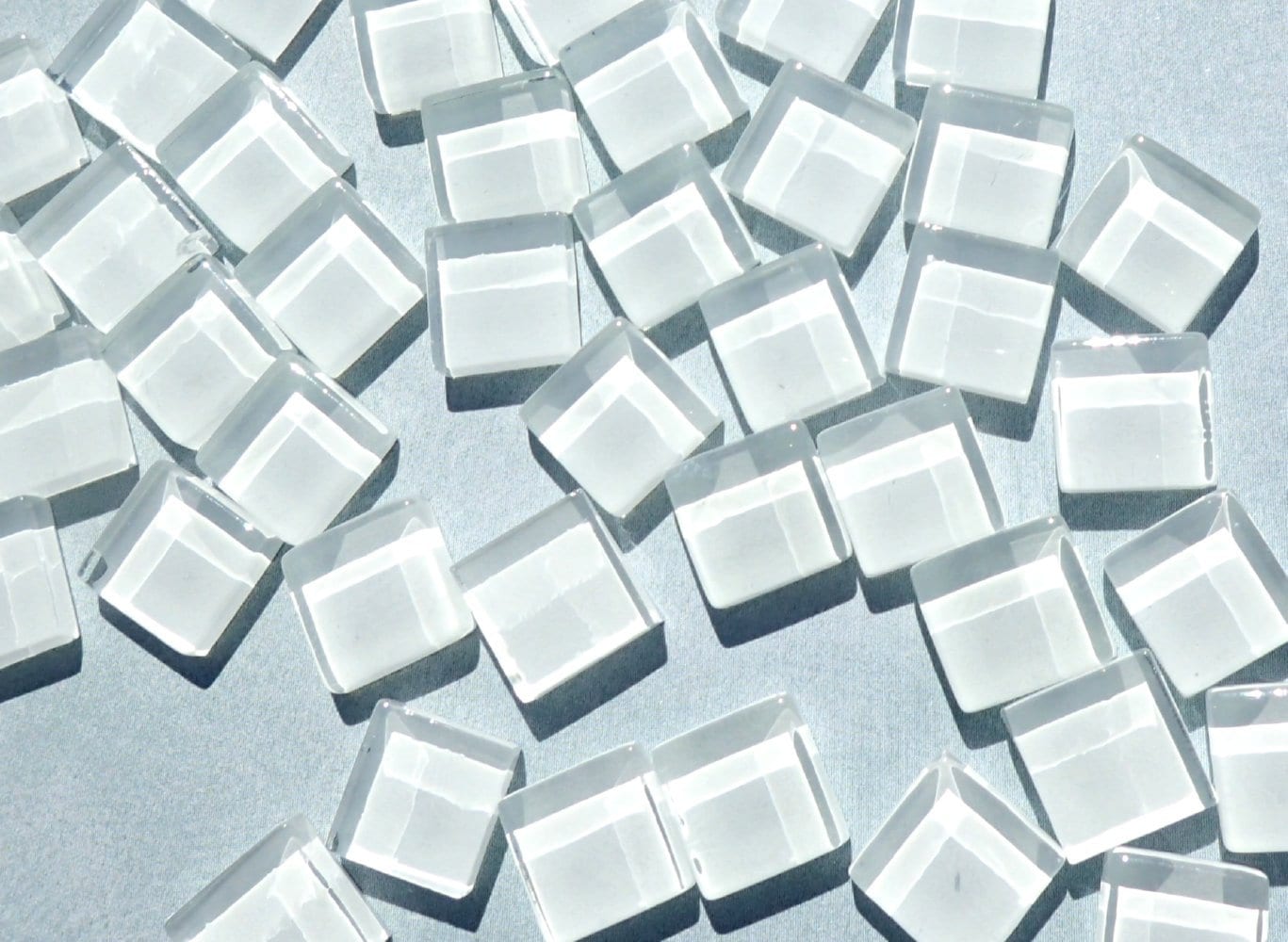 White Glass Tiles - 1 cm - 100g - Over 100 Squares