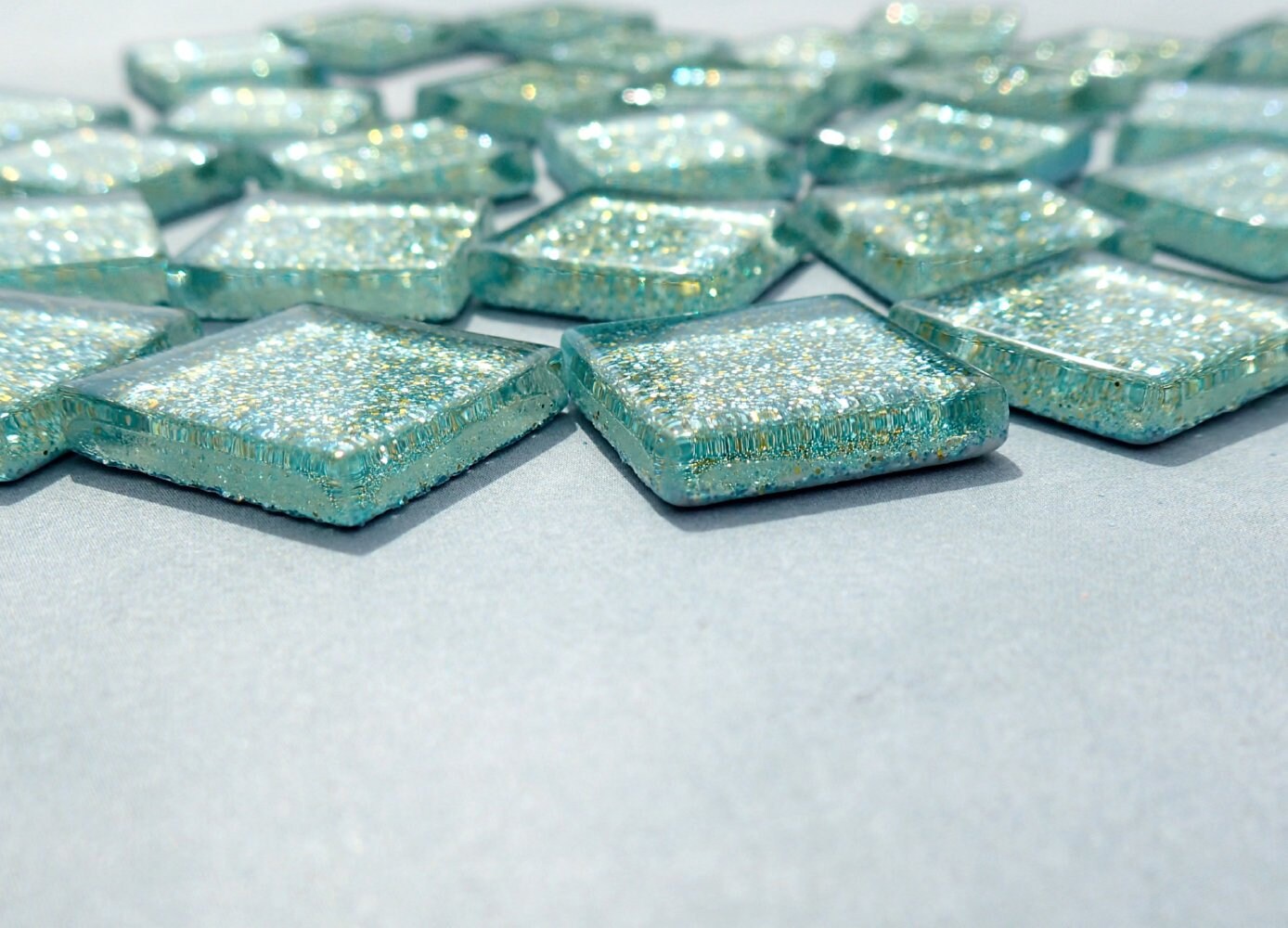 Jungle Green Glitter Tiles - 20mm Mosaic Tiles - 25 Metallic Glass Tiles
