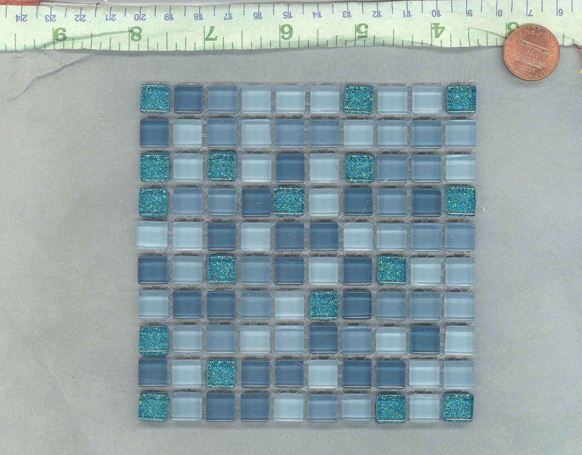 Teal Mix Glass and Glitter Tiles - 1 cm - Shades of Dark and Light Teal - 100 Tiles for Mosaic Projects and Jewelry