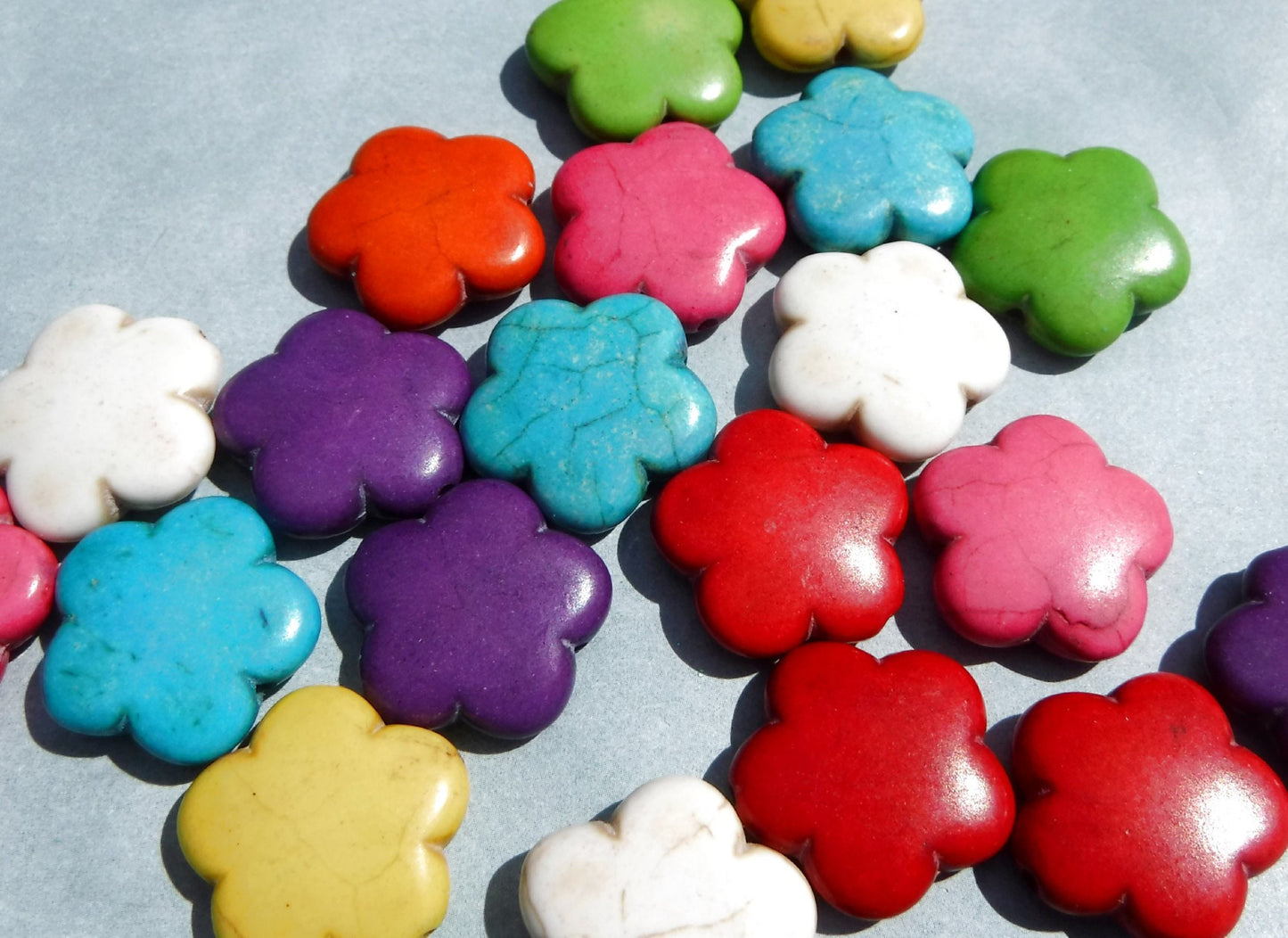 Colorful Flower Beads - 10 Large 15mm Stone Beads