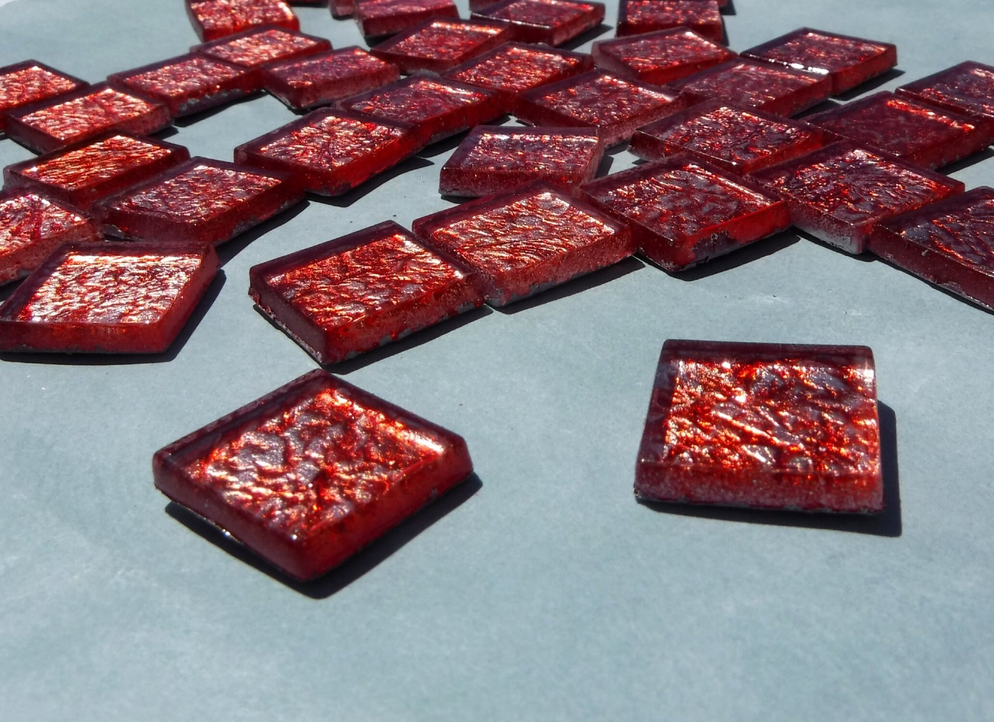 Red Foil Square Tiles - 25 Glass Mosaic Tiles - 20mm