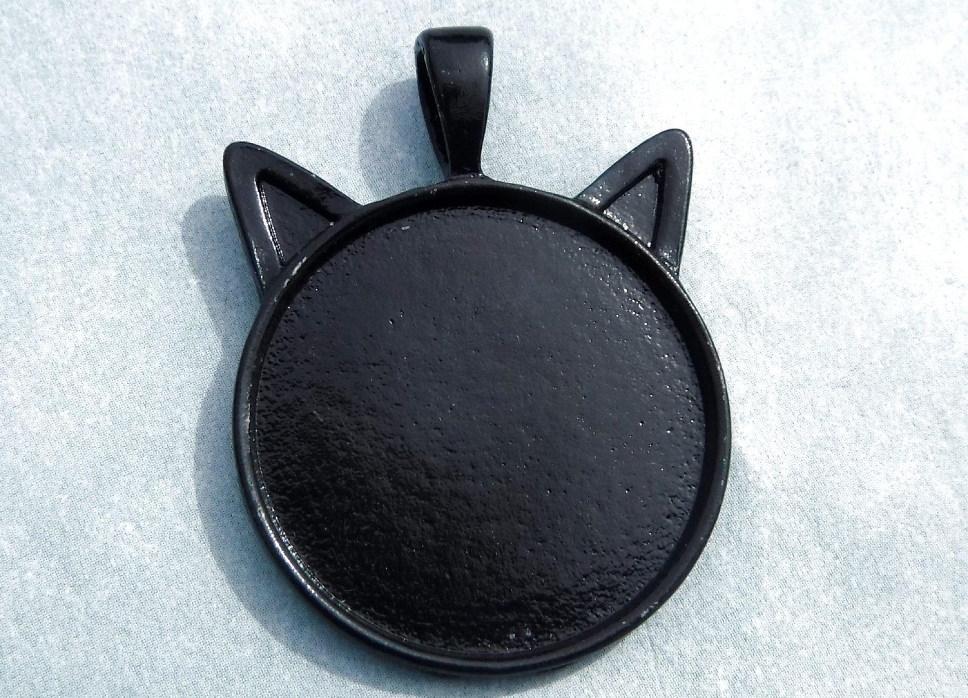 Black Cat Head Pendant Cabochon Base - 1 inch - Kitty Ears Pendant Tray - Blanks