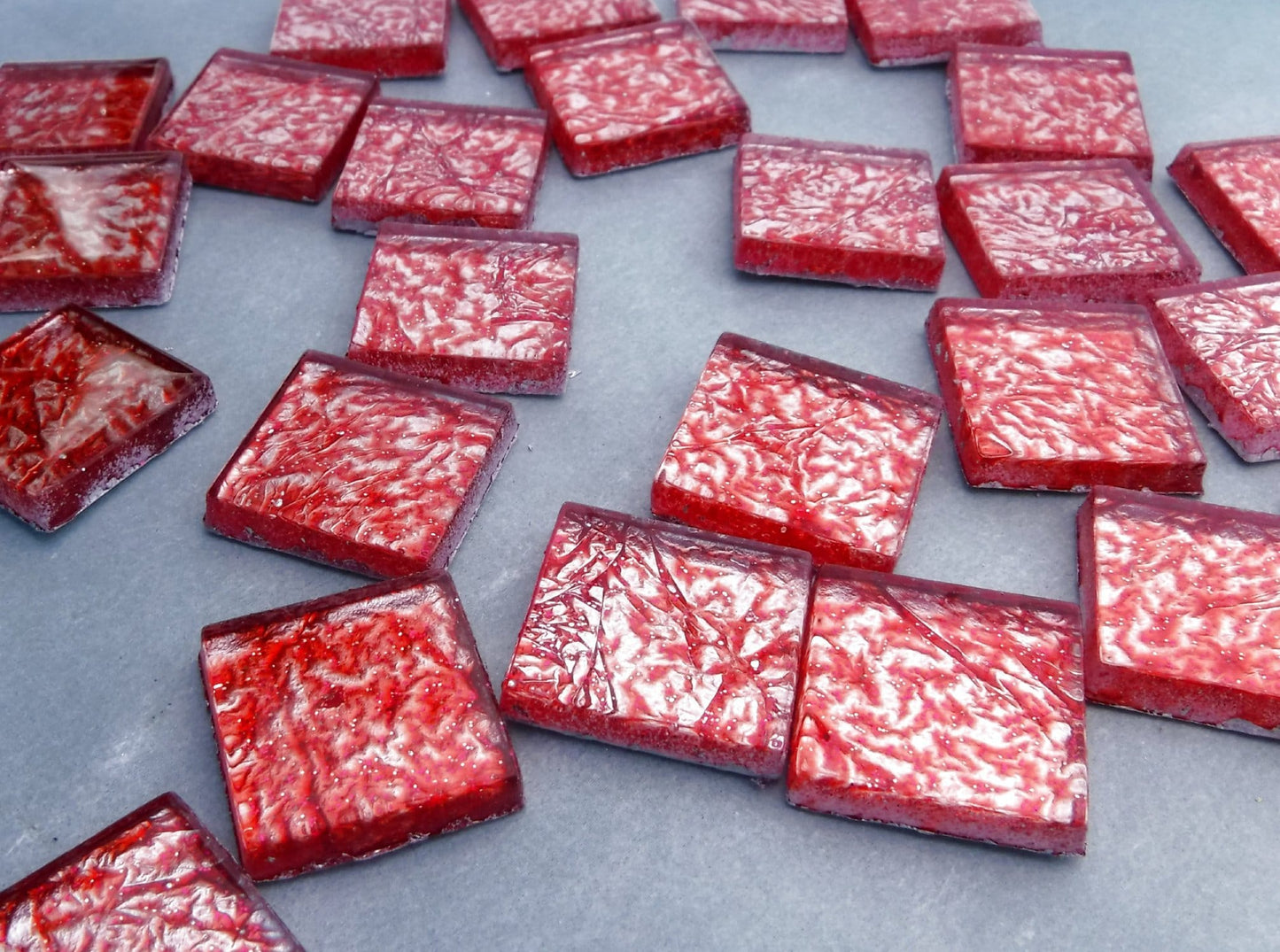 Red Foil Square Tiles - 25 Glass Mosaic Tiles - 20mm