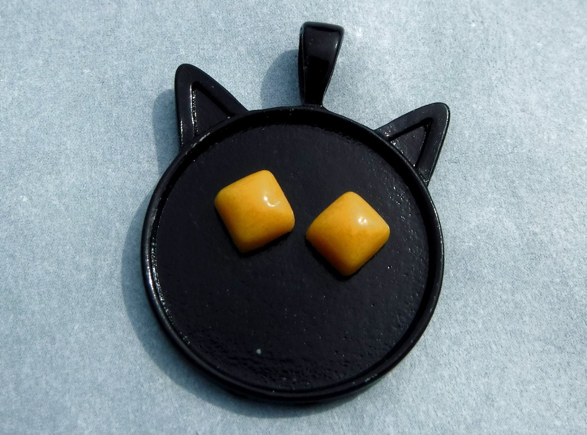 Black Cat Head Pendant Cabochon Base - 1 inch - Kitty Ears Pendant Tray - Blanks