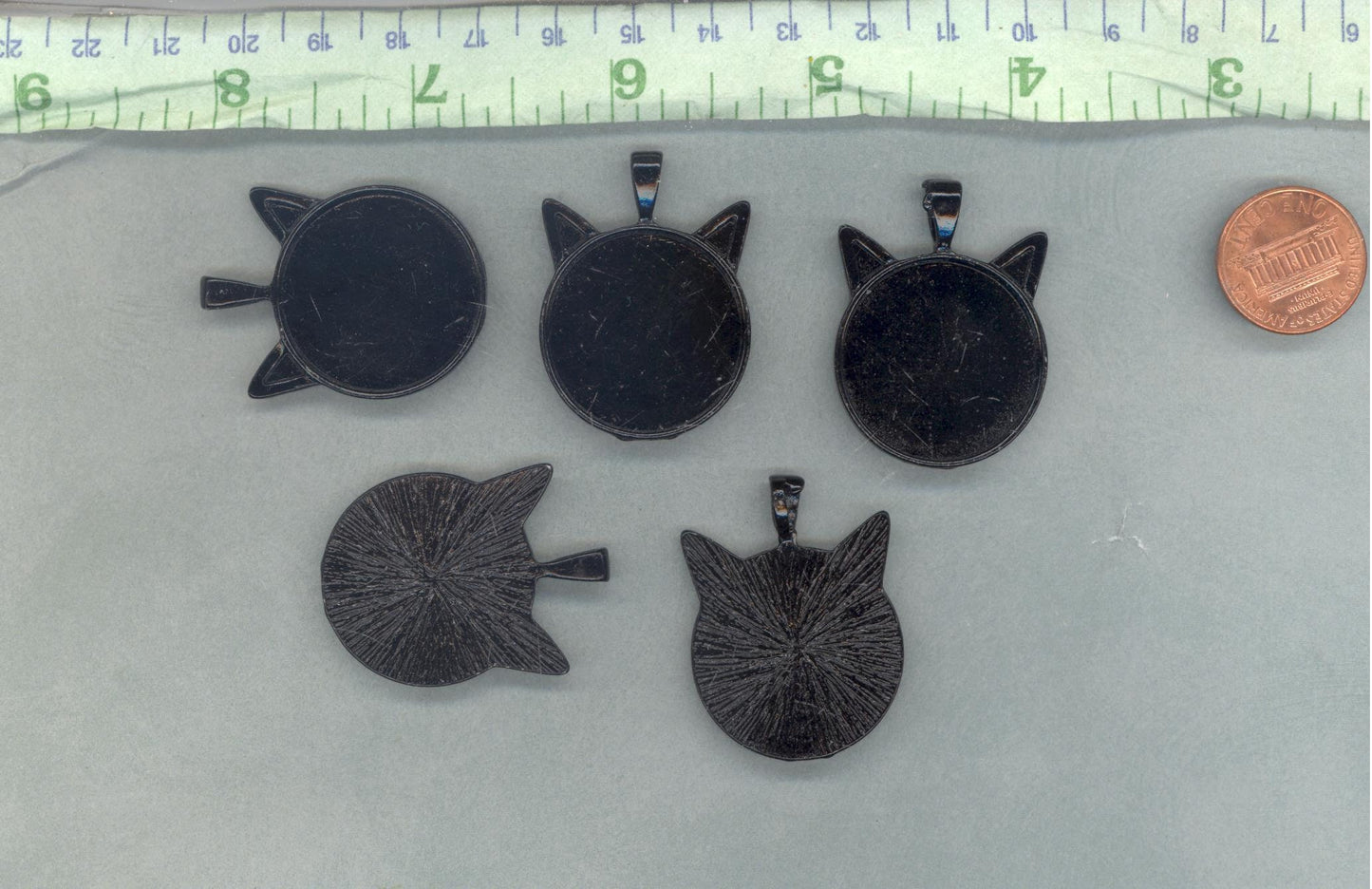 Black Cat Head Pendant Cabochon Base - 1 inch - Kitty Ears Pendant Tray - Blanks