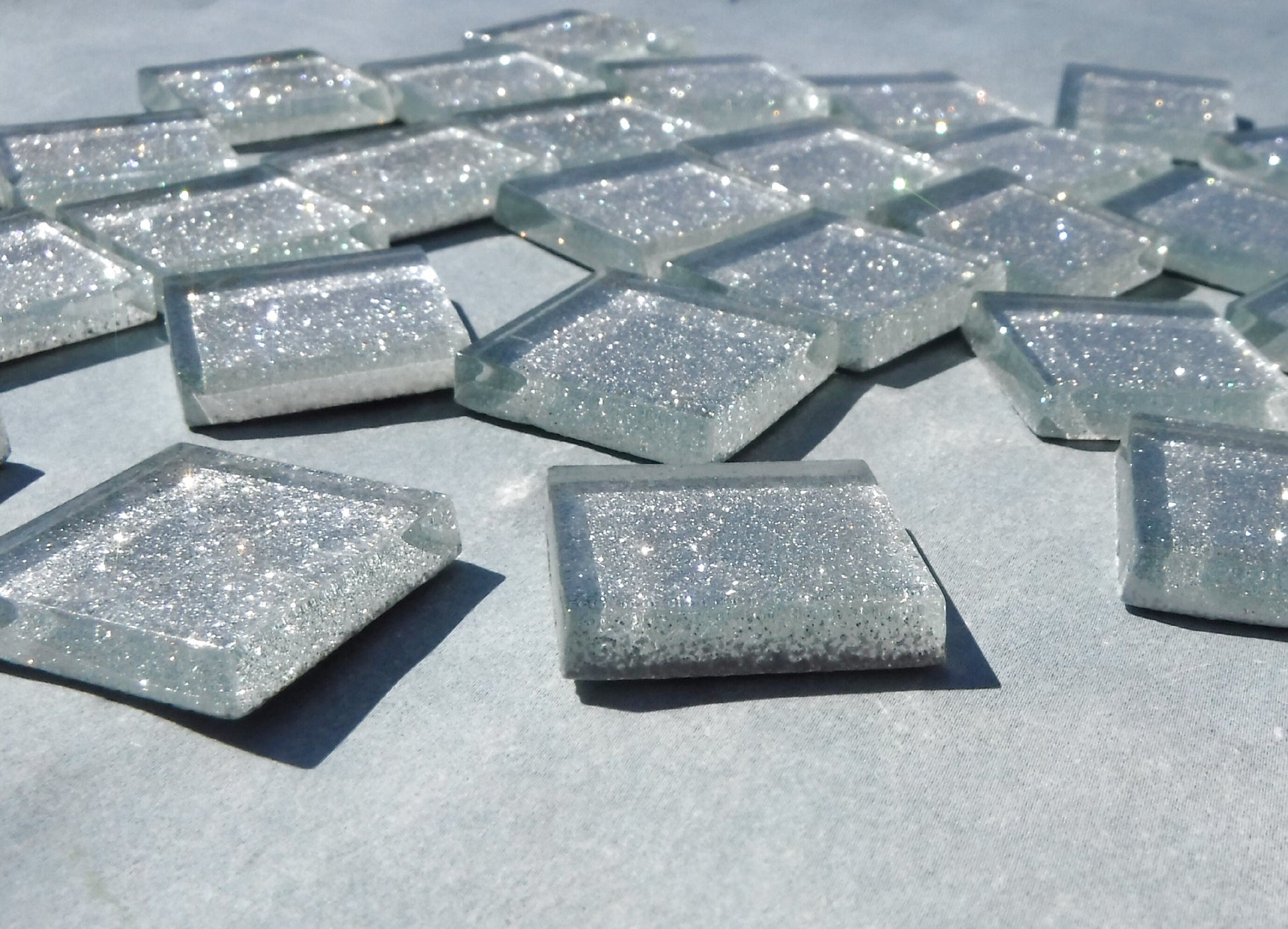 Silver Glitter Tiles - 20mm Mosaic Tiles - 25 Metallic Glass Tiles