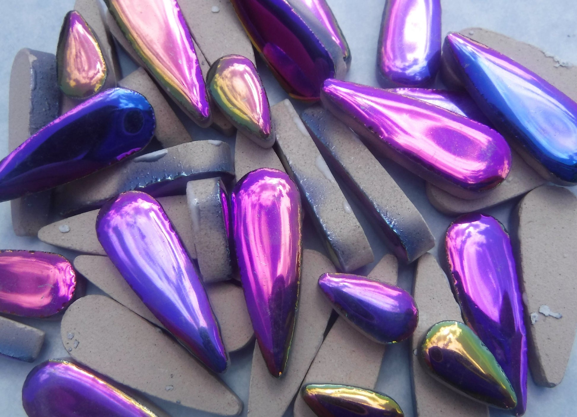 Colorful Metallic Teardrop Mosaic Tiles - 50g Ceramic Petals in Mix of 2 Sizes 1/2" and 3/5"