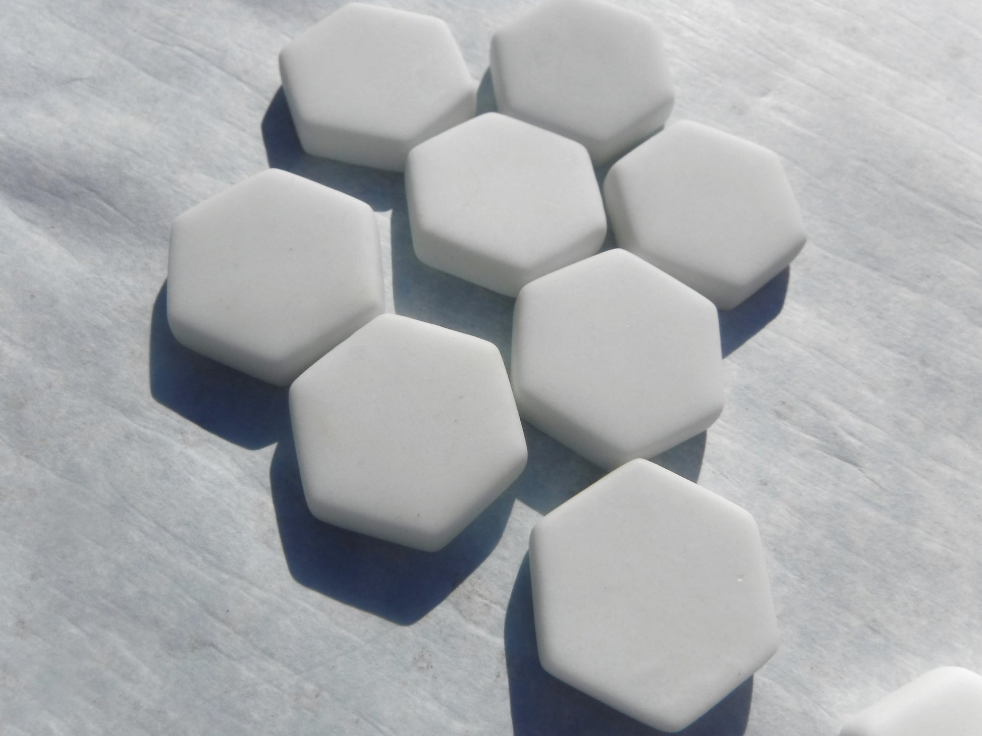 White Hexagon Mosaic Tiles - 25 Glass 23mm MATTE Tiles