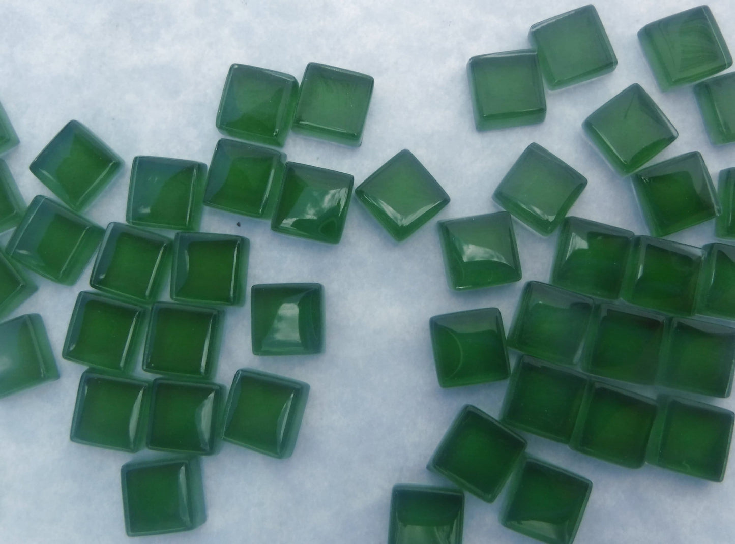 Killarney Green Glass Tiles - 1 cm - 100g - Over 100 Squares