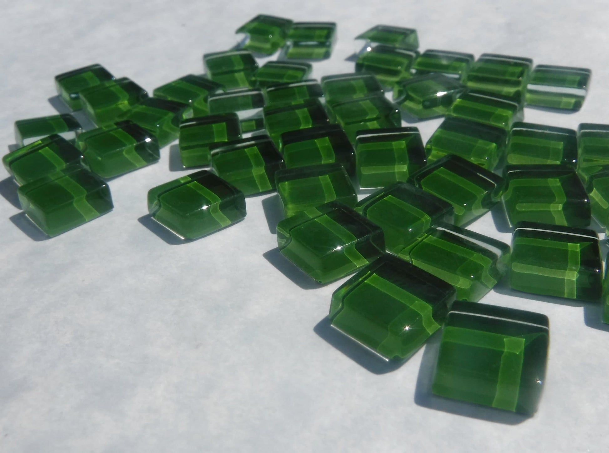 Killarney Green Glass Tiles - 1 cm - 100g - Over 100 Squares