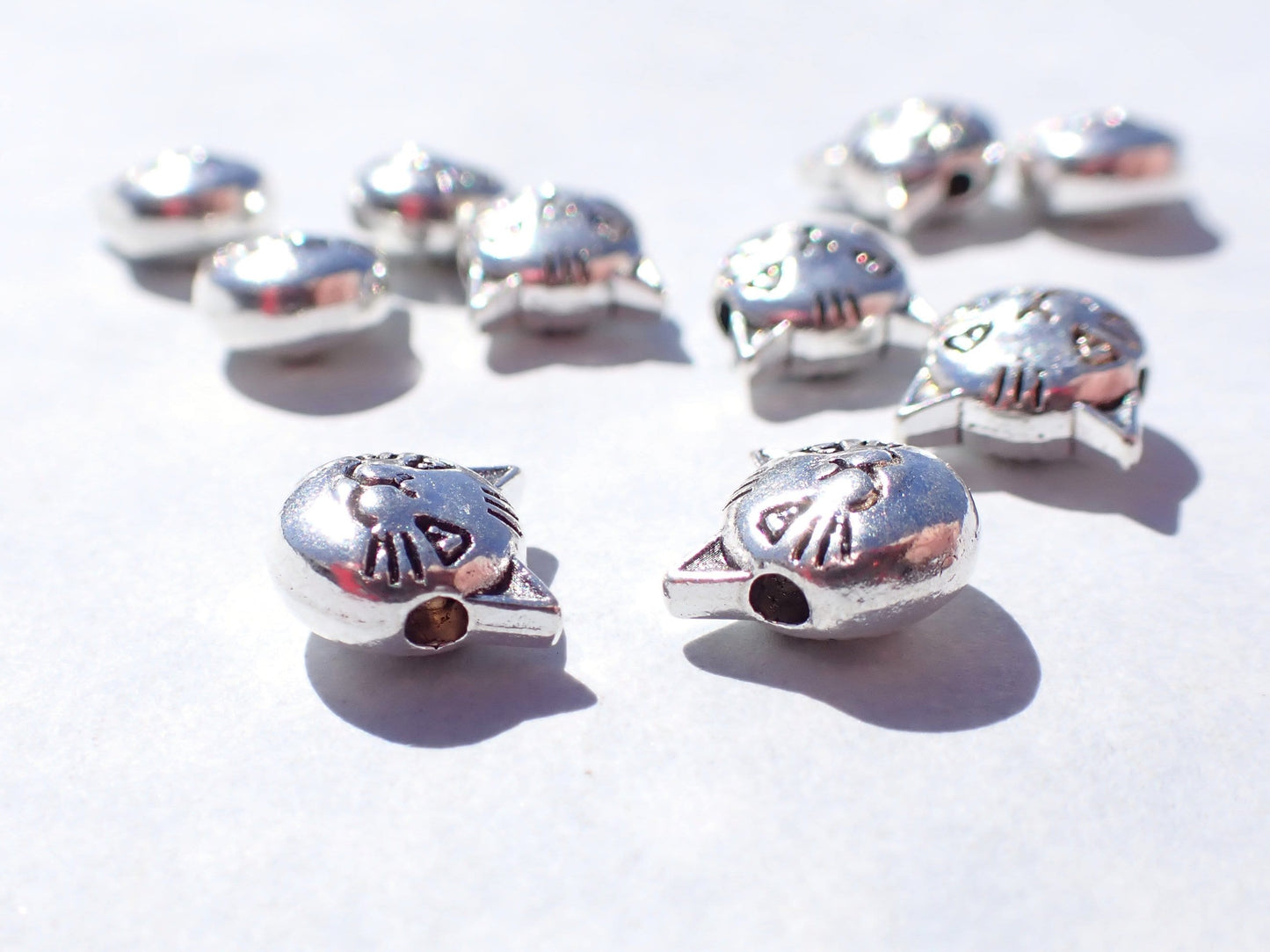 Cat Beads - Silver-Toned 15mm - Tibetan Style Feline Faces