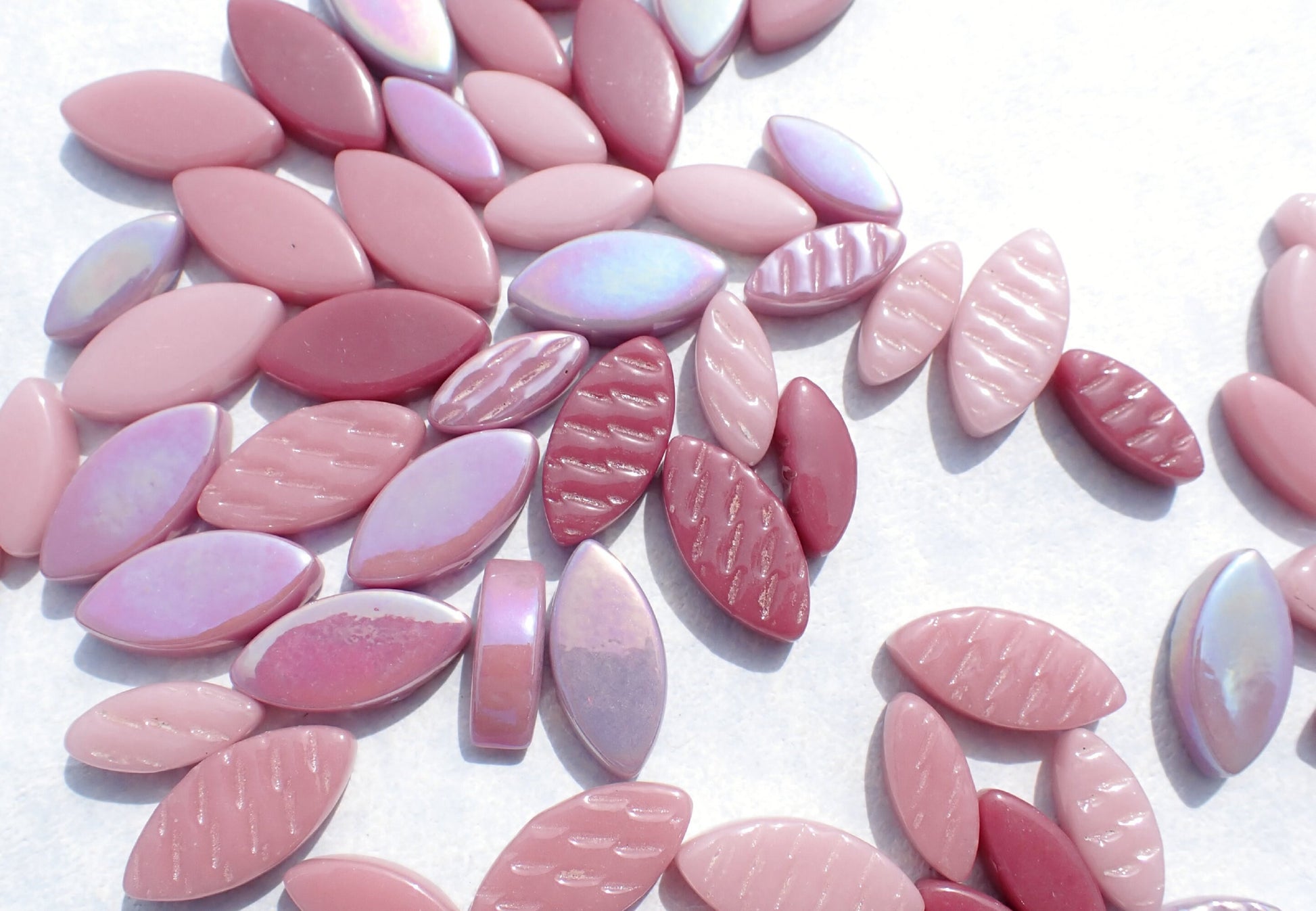 Plenty of Pink Glass Leaves - 50g of Petals in 14mm and 19mm Mix of 2 Sizes - Cherry Blossom