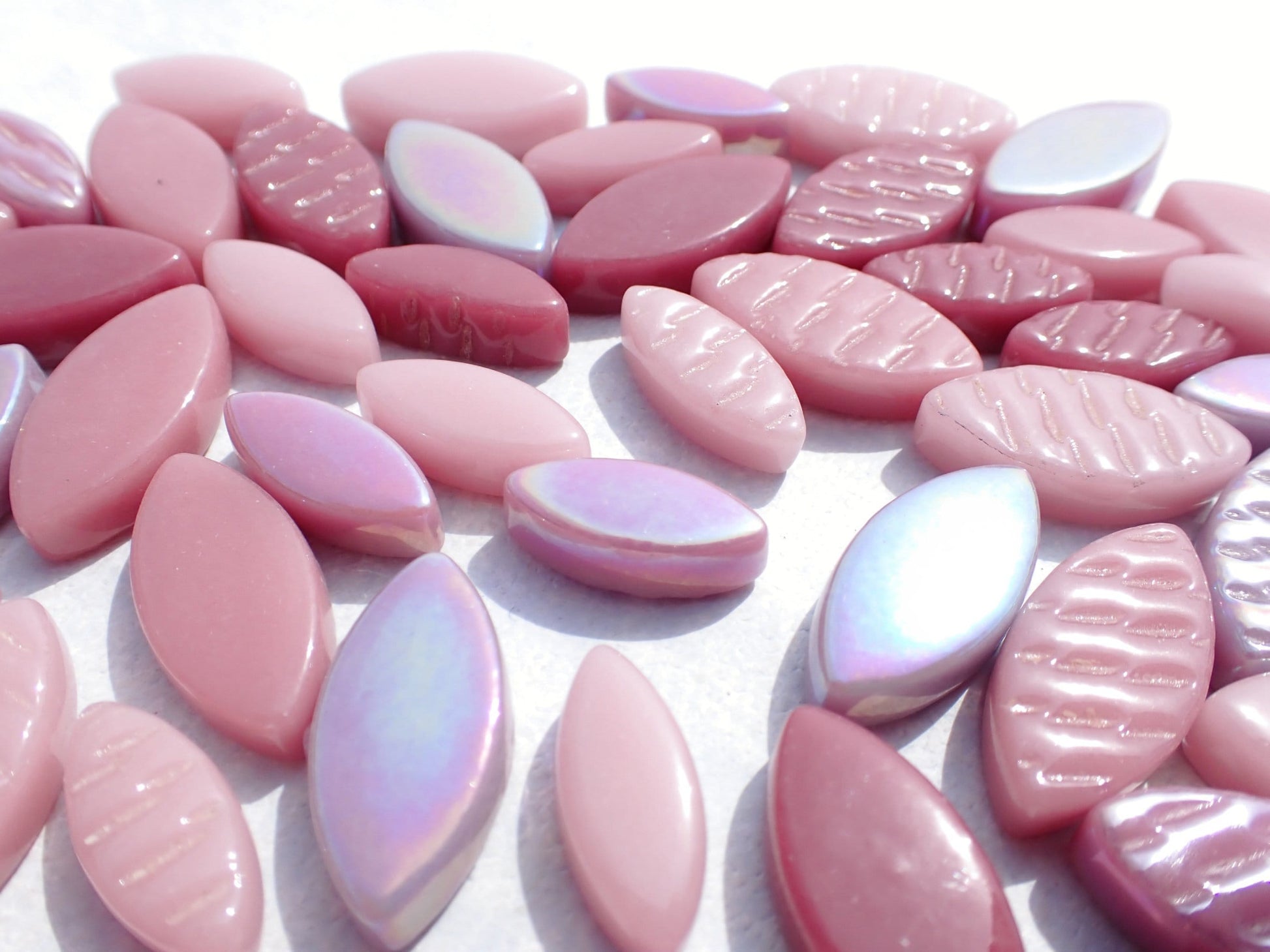 Plenty of Pink Glass Leaves - 50g of Petals in 14mm and 19mm Mix of 2 Sizes - Cherry Blossom