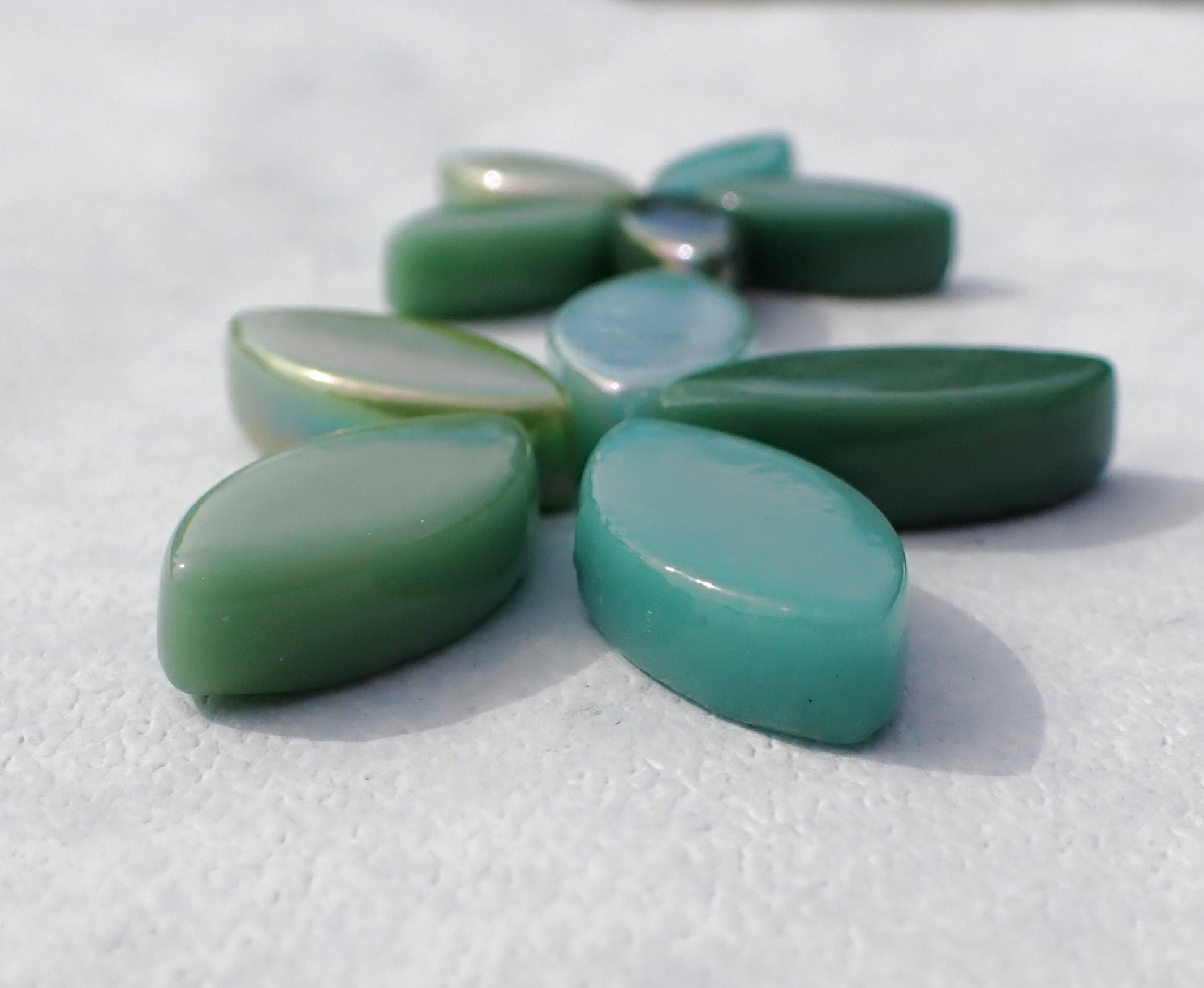 Shades of Green Glass Leaves - 50g of Petals in 14mm and 19mm Mix of 2 Sizes - Spring Breeze