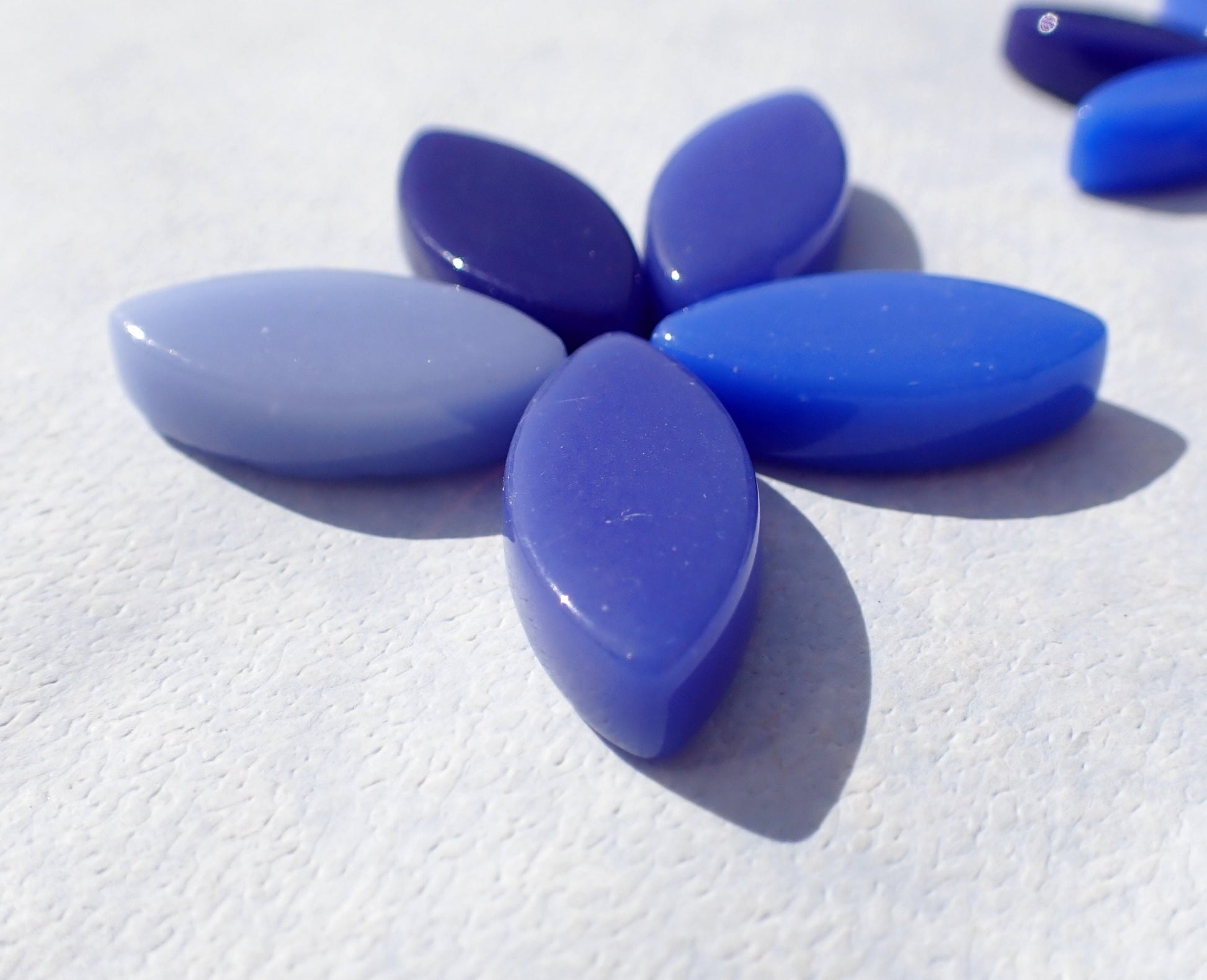 Shades of Blue Glass Leaves - 50g of Petals in 14mm and 19mm Mix of 2 Sizes - Morning Glory