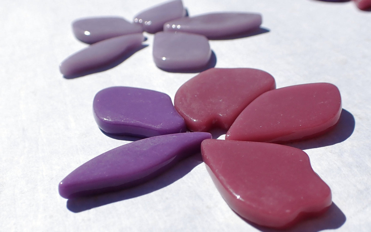 Purple and Deep Pink Glass Petals - 50g of Leaves in a Mix of Shapes and Sizes - Verbena Bouquet