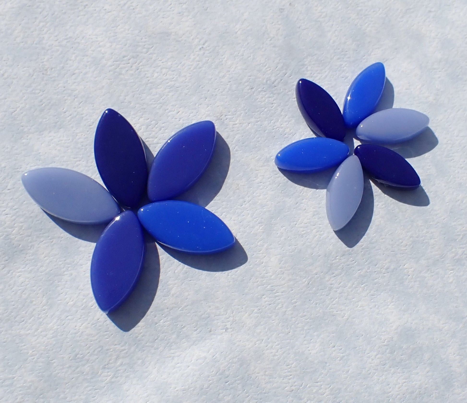 Shades of Blue Glass Leaves - 50g of Petals in 14mm and 19mm Mix of 2 Sizes - Morning Glory