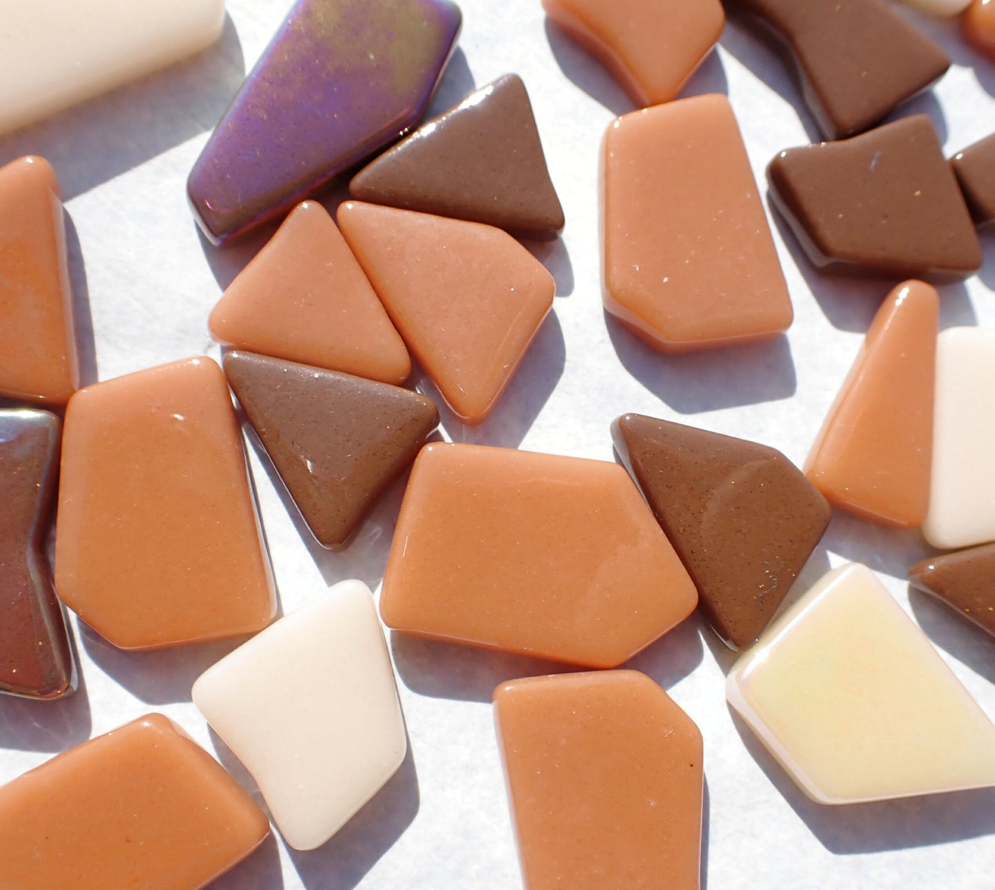 Shades of Brown Irregular Glass Tiles - 50g of Polygons in Mix of Sizes - Sandstorm