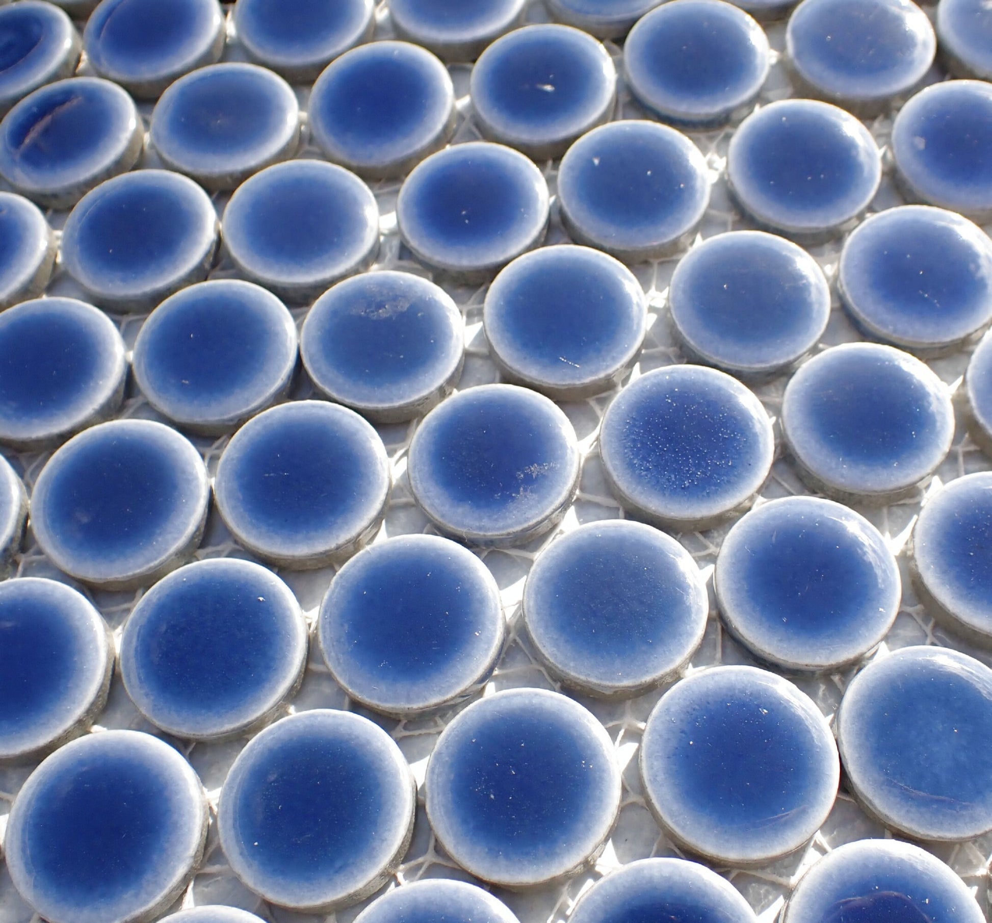 Jean Blue Ceramic Tiles - 2 cm Penny Rounds Mosaic Tiles - 25 Tiles - Porcelain Circles